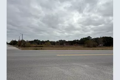 9015 Schiro Rd, Hitchcock, TX 77563 - Photo 8