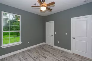 218 Brown St, West Columbia, TX 77486 - Photo 24