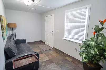 1962 Avenue H, Crystal Beach, TX 77650 - Photo 14