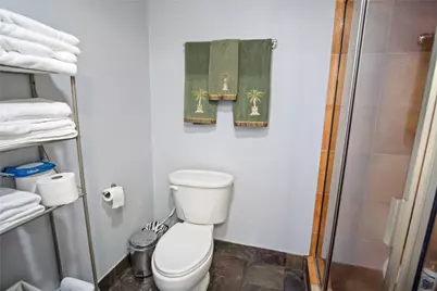 1962 Avenue H, Crystal Beach, TX 77650 - Photo 24