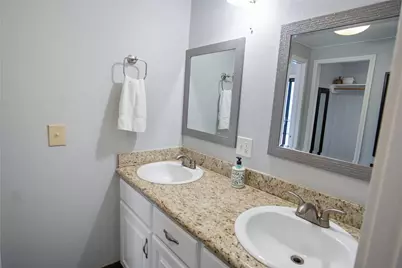 1962 Avenue H, Crystal Beach, TX 77650 - Photo 26