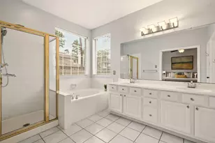 60 W Twinberry Pl, The Woodlands, TX 77381 - Photo 14