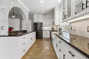 60 W Twinberry Pl, The Woodlands, TX 77381 - Photo 14