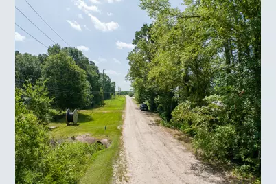6479 Fm 1374, New Waverly, TX 77358 - Photo 16