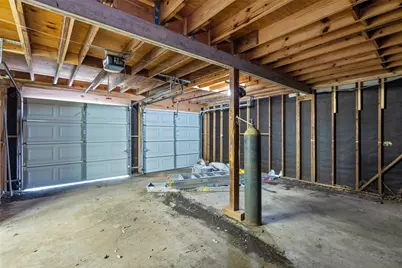 3910 Avenue R 1/2 Avenue, Galveston, TX 77550 - Photo 40