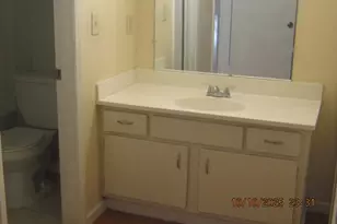 7064 Greenway Chase St, Houston, TX 77072 - Photo 24