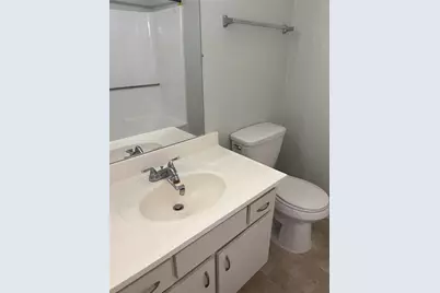 7064 Greenway Chase Street, Houston, TX 77072 - Photo 22