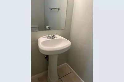 7064 Greenway Chase Street, Houston, TX 77072 - Photo 12