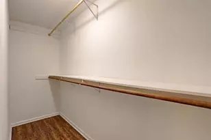 10142 Eddystone Dr, Houston, TX 77043 - Photo 14