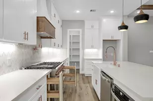 135 Wick Willow Rd, Montgomery, TX 77356 - Photo 18