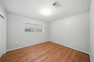 4614 Hummingbird St, Houston, TX 77035 - Photo 28