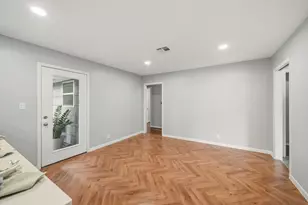 4614 Hummingbird St, Houston, TX 77035 - Photo 20