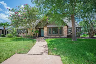 4114 Willow Hill Dr, Seabrook, TX 77586 - Photo 2