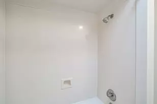 2 River Creek Way, Sugar Land, TX 77478 - Photo 18