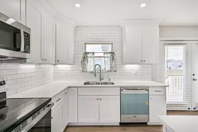 2118 103rd Street, Galveston, TX 77554 - Photo 14