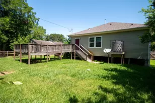 6010 Lyndhurst Dr, Houston, TX 77033 - Photo 24