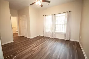 6010 Lyndhurst Dr, Houston, TX 77033 - Photo 10
