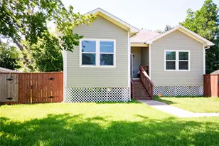6010 Lyndhurst Dr, Houston, TX 77033 - Photo 2