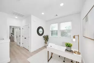 9435 Arledge St, Houston, TX 77075 - Photo 8