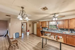 894 Winding Crk Dr, Trinity, TX 75862 - Photo 14