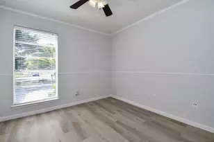 2203 Holly Knoll St, Houston, TX 77077 - Photo 20