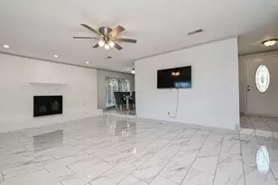 2203 Holly Knoll St, Houston, TX 77077 - Photo 6