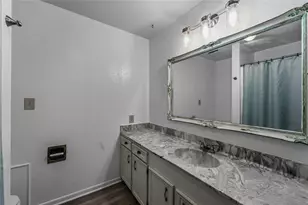 1070 Noth Franklin, La Grange, TX 78945 - Photo 14
