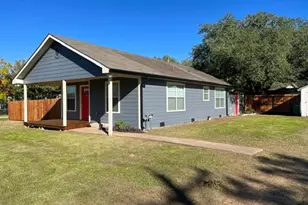 1070 Noth Franklin, La Grange, TX 78945 - Photo 22
