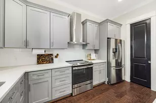 803 E 32nd 1/2 St, Houston, TX 77022 - Photo 10