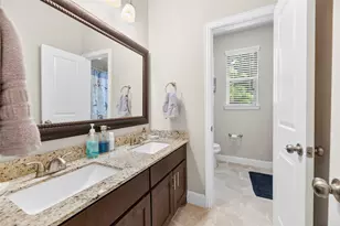 403 Marina View Dr, Webster, TX 77598 - Photo 32