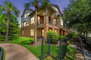 403 Marina View Dr, Webster, TX 77598 - Photo 1