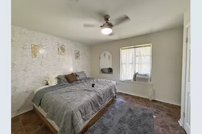 935 Center St, Buffalo, TX 75831 - Photo 12