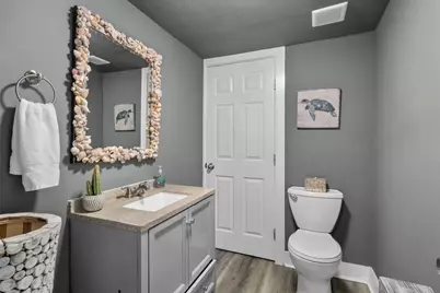 3218 Avenue Q 1/2, Galveston, TX 77550 - Photo 12