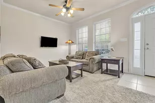 327 Forest Dr, College Station, TX 77840 - Photo 8