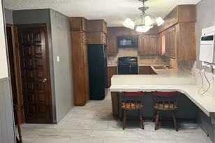 5727 Weaver Rd, Houston, TX 77016 - Photo 2