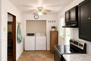 614 Coulter St, Rockdale, TX 76567 - Photo 2