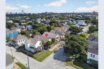 2724 Avenue P 1/2, Galveston, TX 77550 - Photo 8