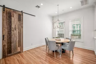 319 E 26th St, Houston, TX 77008 - Photo 14