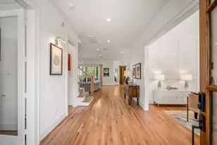 319 E 26th St, Houston, TX 77008 - Photo 6