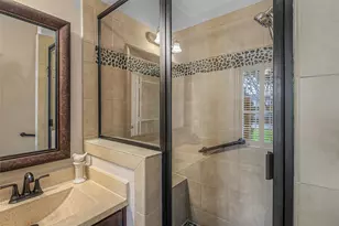 1317 Caywood Ln, Houston, TX 77055 - Photo 12