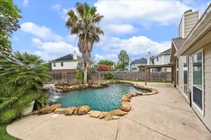 1330 Summer Terrace Dr, Sugar Land, TX 77479 - Photo 24
