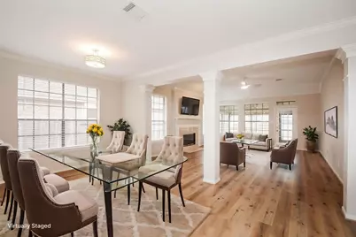 10 Heathstone Place, The Woodlands, TX 77381 - Photo 2