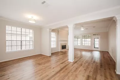 10 Heathstone Place, The Woodlands, TX 77381 - Photo 22