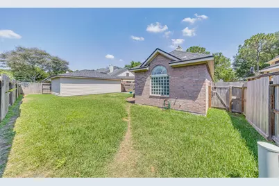 4314 N Pine Brook Way, Houston, TX 77059 - Photo 28