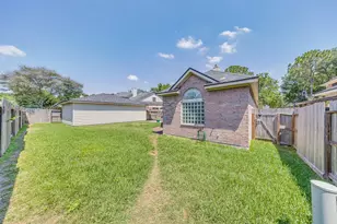 4314 N Pine Brook Way, Houston, TX 77059 - Photo 28