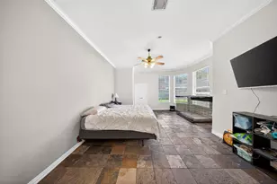 4314 N Pine Brook Way, Houston, TX 77059 - Photo 16
