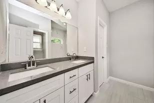 324 Gans St, Houston, TX 77029 - Photo 18