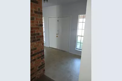 10211 Golden Sunshine Drive, Houston, TX 77064 - Photo 8