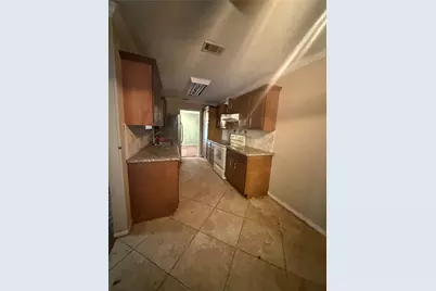 9395 Glen Meadow Lane, Beaumont, TX 77706 - Photo 4
