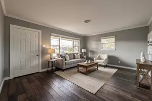 5619 Wood Creek Way, Houston, TX 77017 - Photo 1